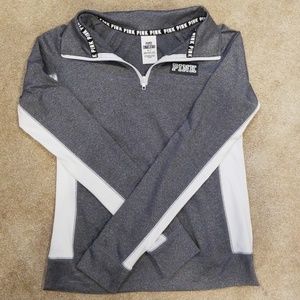 Quarter Zip Ultimate sweater